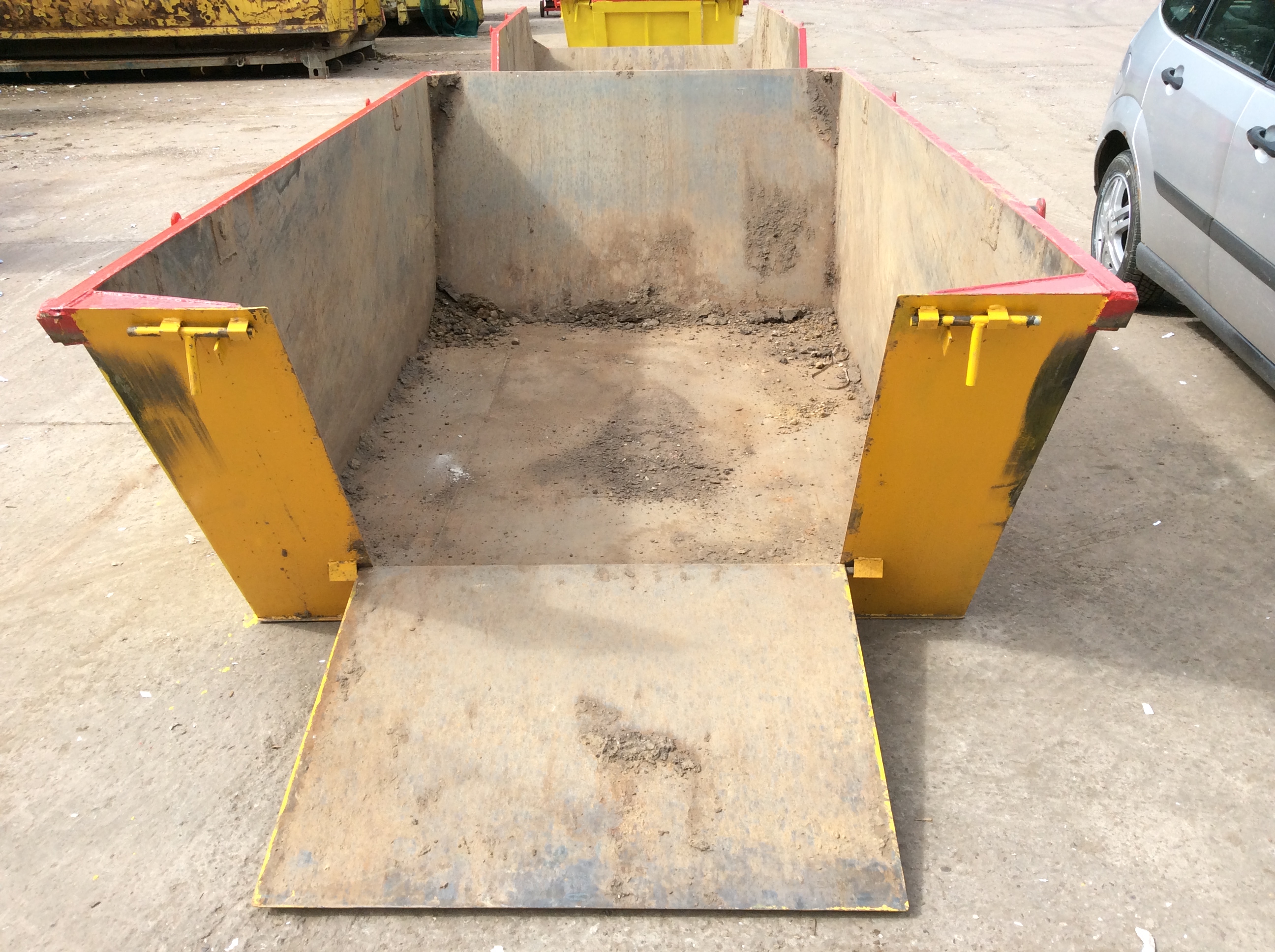 Small Builders Skip SkipsTelford Cheap Skips in Telford